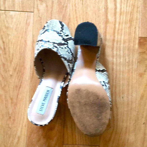 Steve Madden animal print sandals - Picture 4 of 4